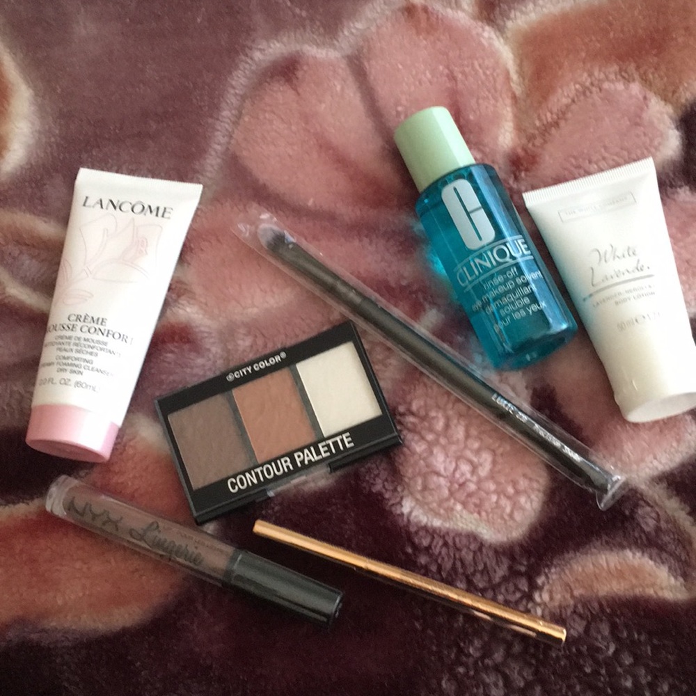 7 Piece Make Up Lot